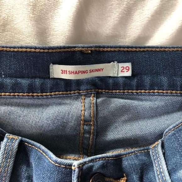 Levi’s 311 Shaping Skinny Jean - Picture 5 of 5
